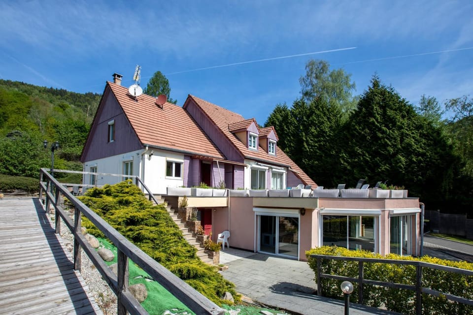 Property building, Spring, Day, Natural landscape, Mountain view