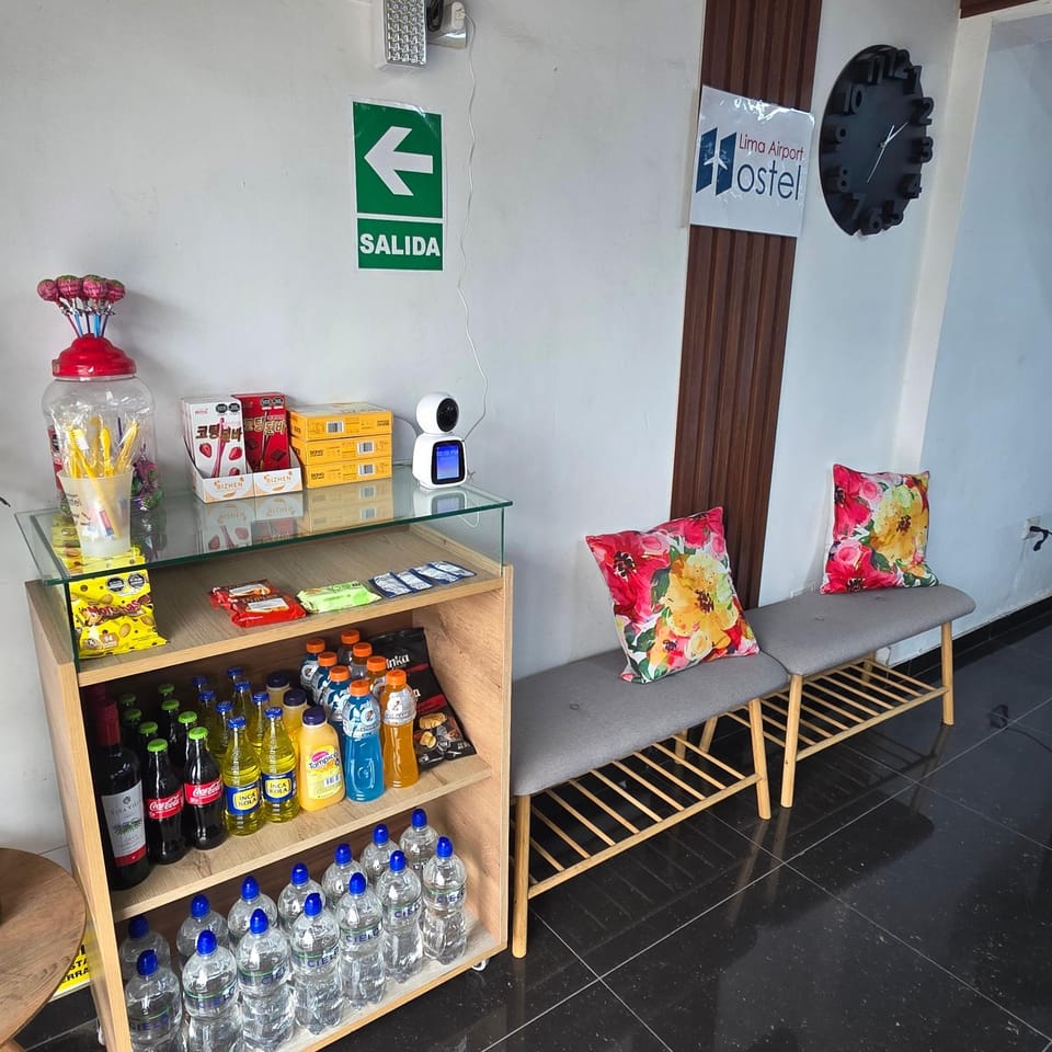 Kitchen or kitchenette, Food