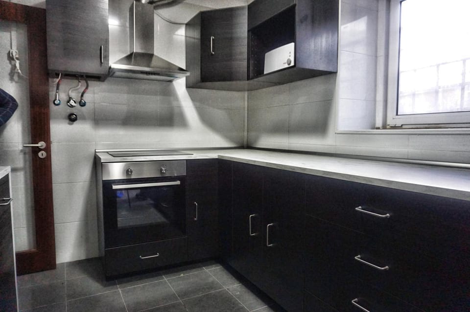Kitchen or kitchenette, Communal kitchen, kitchen