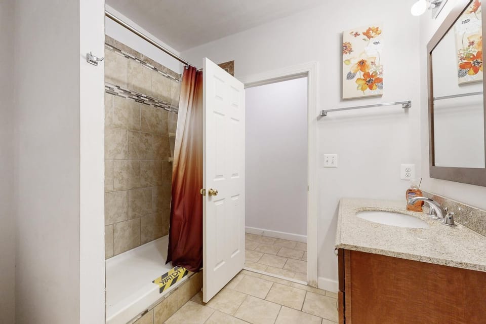 Bathroom, Bath