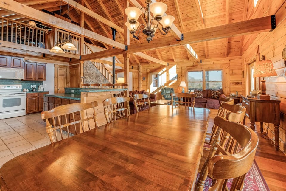Seating area, Dining area