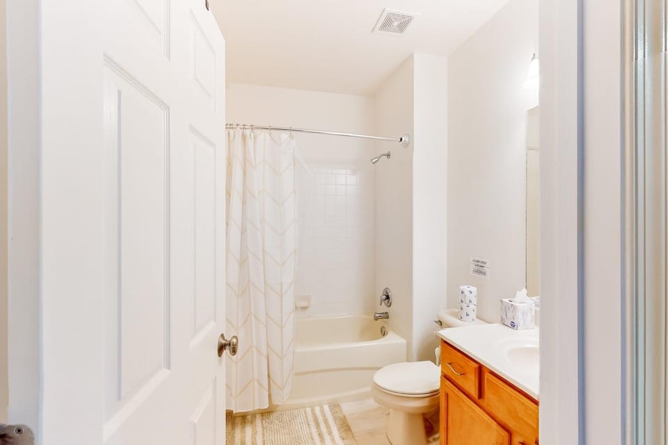 Bathroom, Bath
