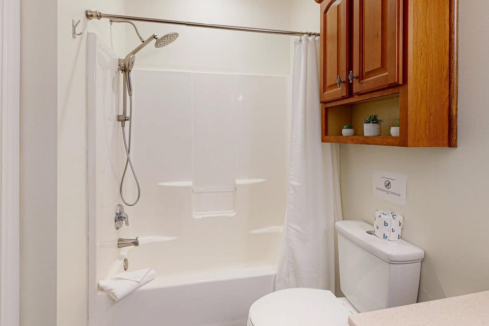 Bathroom, Bath