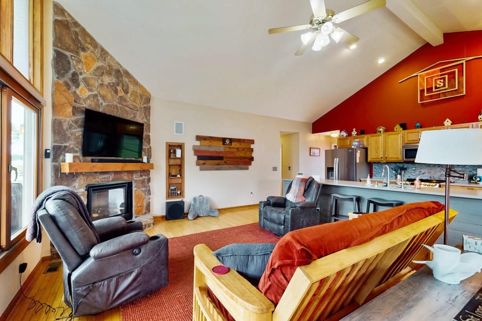 TV and multimedia, Living room, Seating area