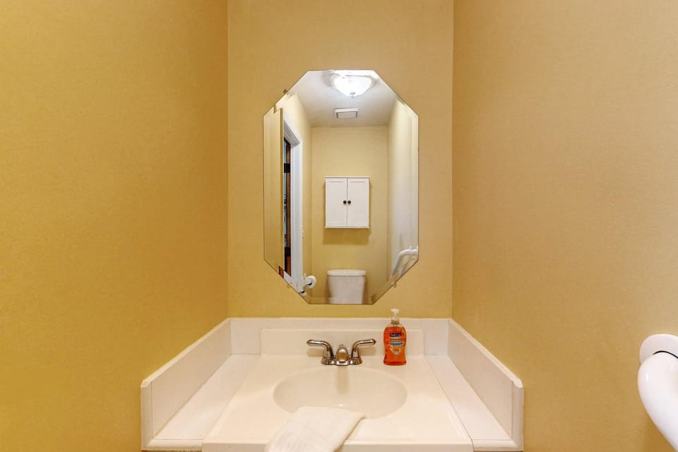 Bathroom, Bath