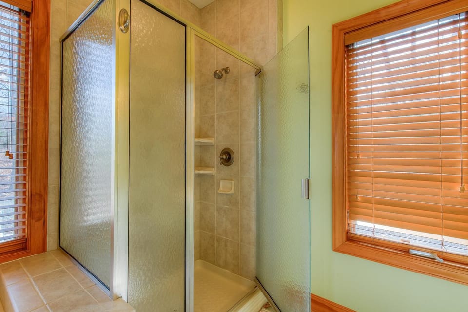Bathroom, Bath