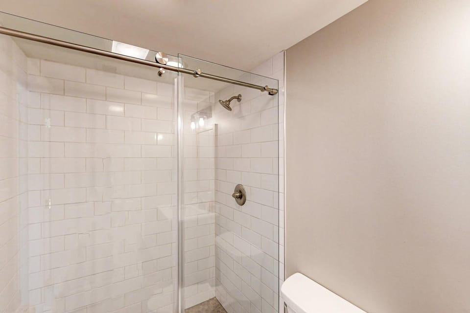 Bathroom, Bath