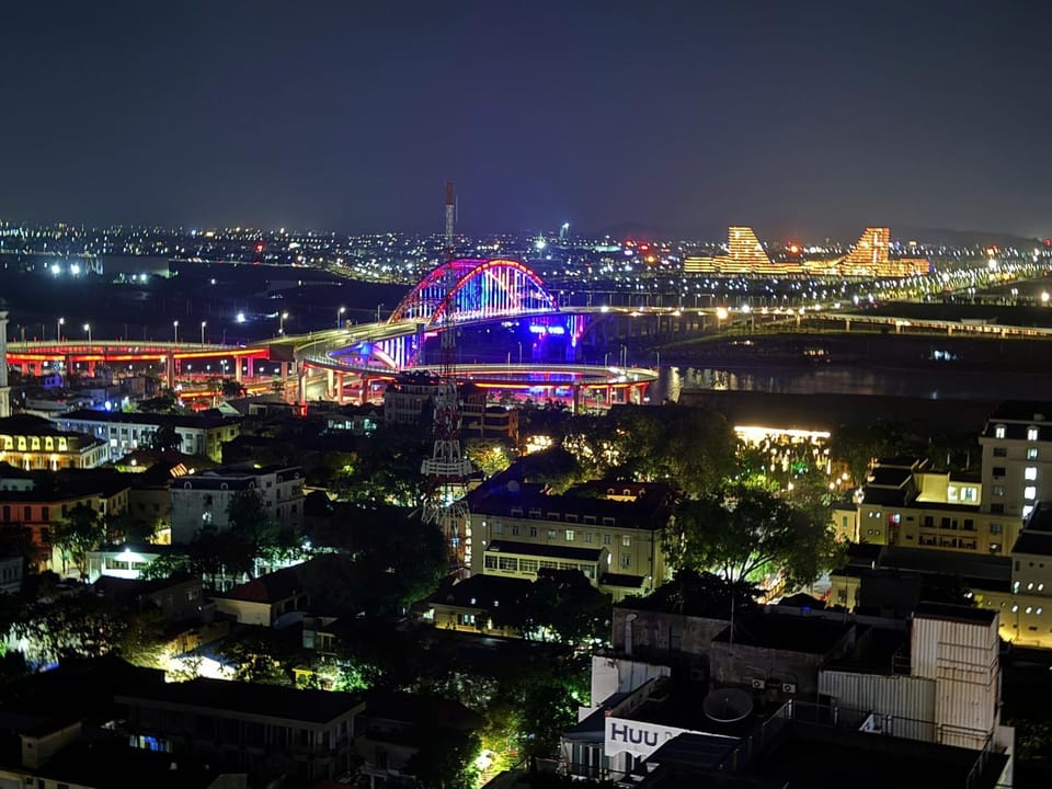 Central of city 2 BR 2 Wc Luxury apartment Apartment in Vietnam