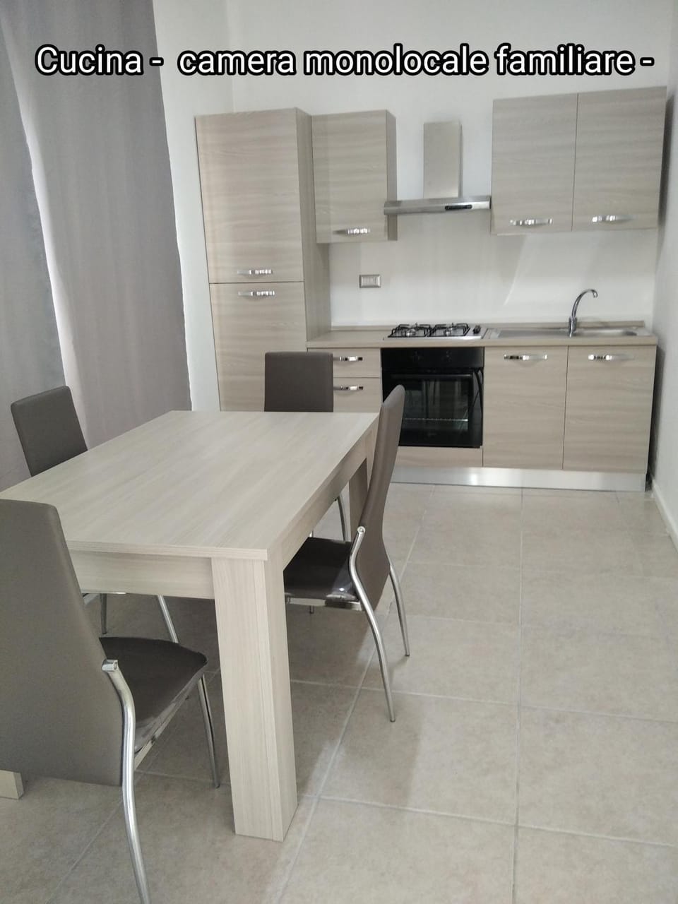 Kitchen or kitchenette, Dining area, kitchen