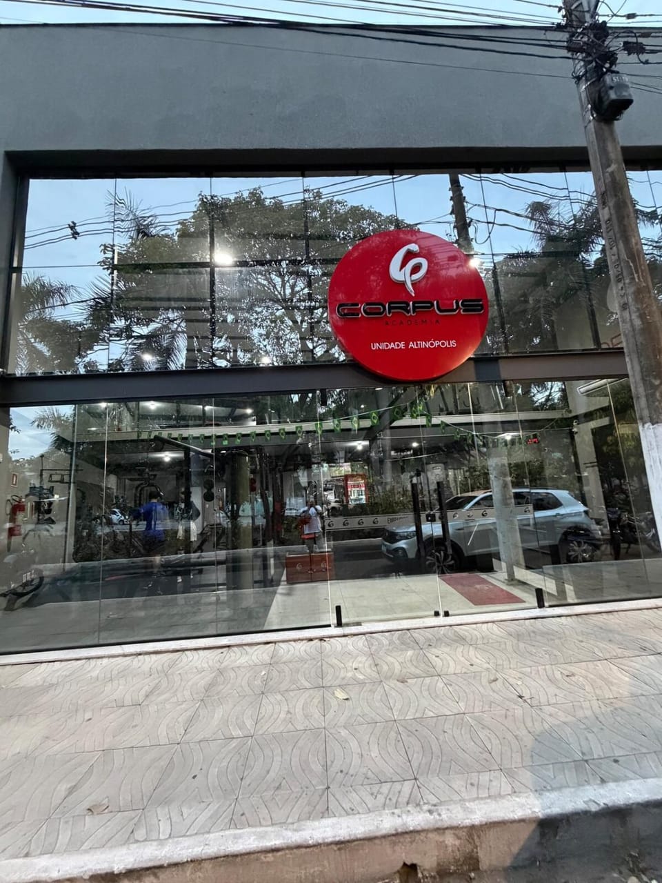 Casa completa próxima ao Shopping, 3 banheiros! House in Governador Valadares