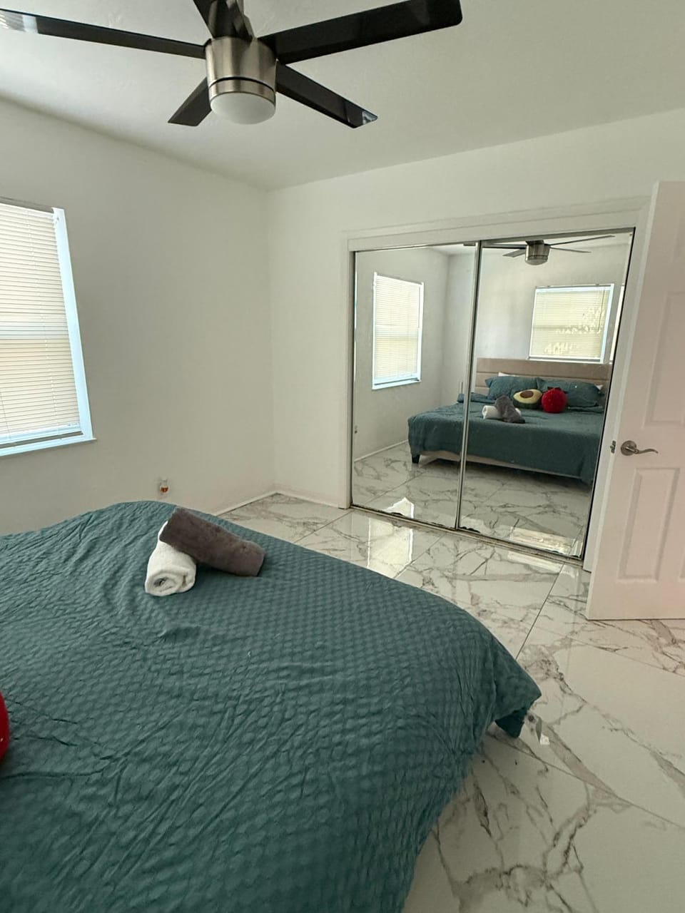 Sunshine Saint Petersburg Apartment in St Petersburg