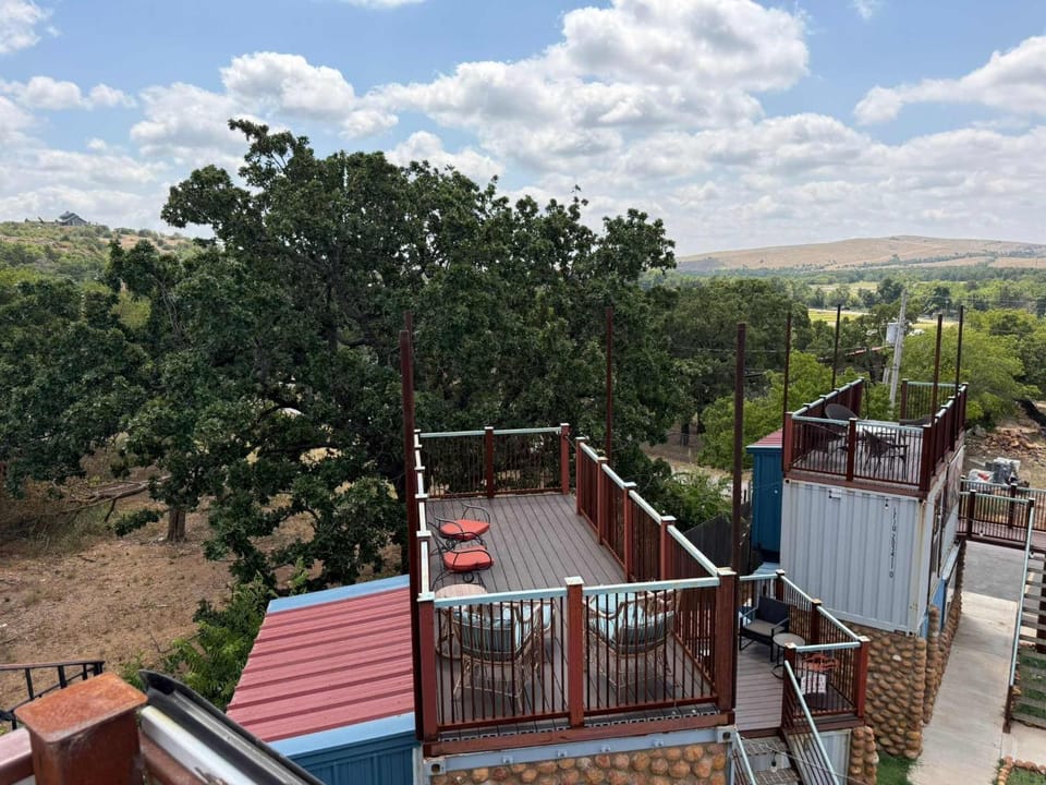 SE Wichita Mountains Tiny House Stay w Patio Suite House in Medicine Park