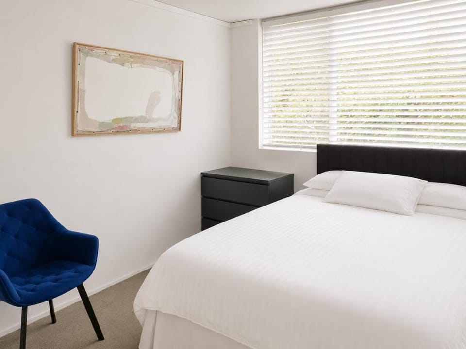 Cremorne Comfort - Leafy 2-Bed, Harbour Glimpses - NB102 Apartment in Sydney