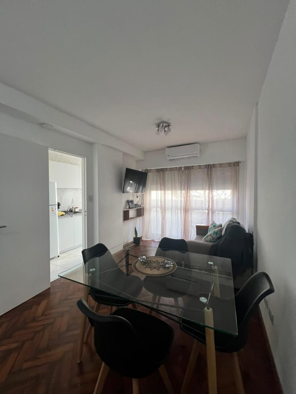 Communal lounge/ TV room, Living room, Dining area