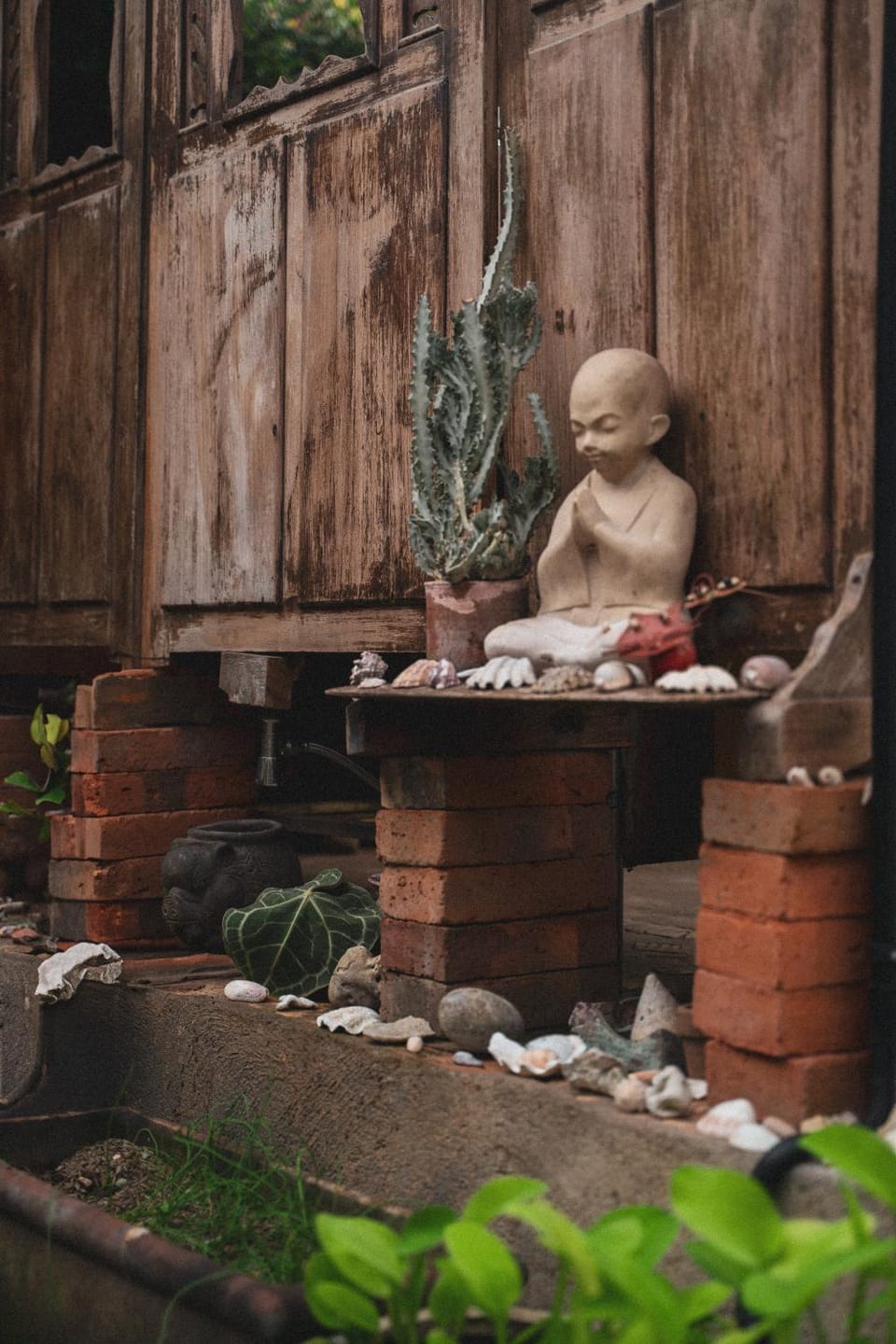 Humble Wooden House Bali Bed and Breakfast in Denpasar