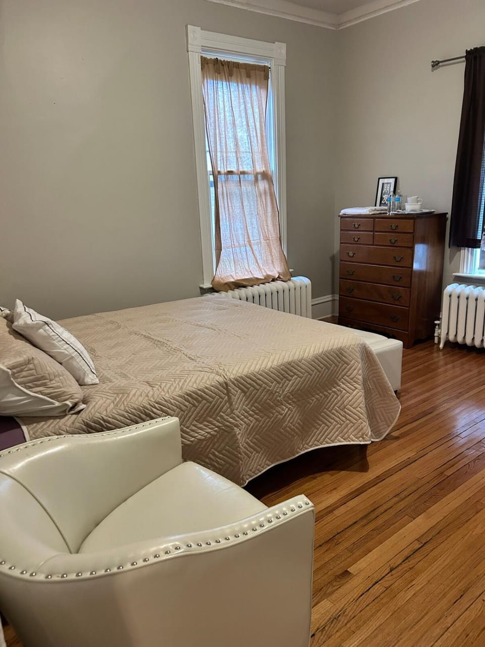 Robinsdale on broadway Bed and Breakfast in Robbinsdale