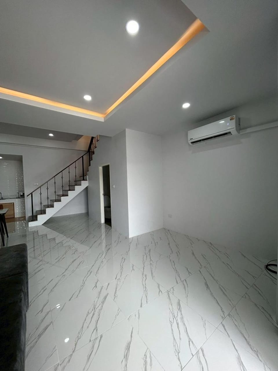 Private Townhouse House in Chalong