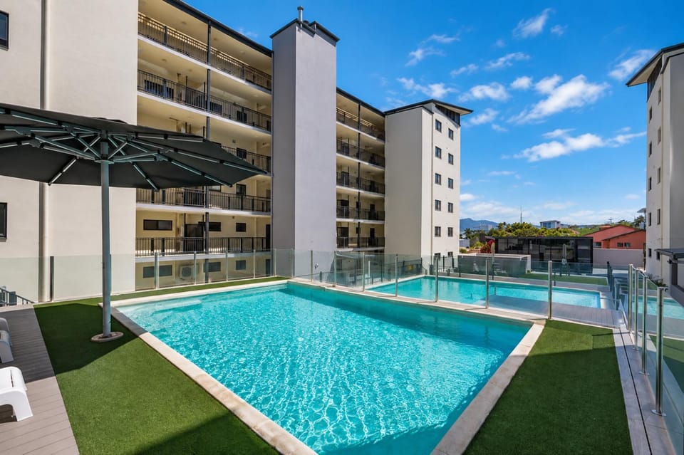 Property building, Swimming pool
