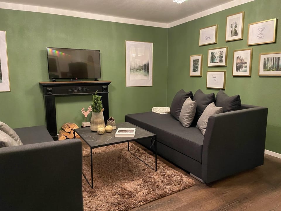 Living room, Photo of the whole room