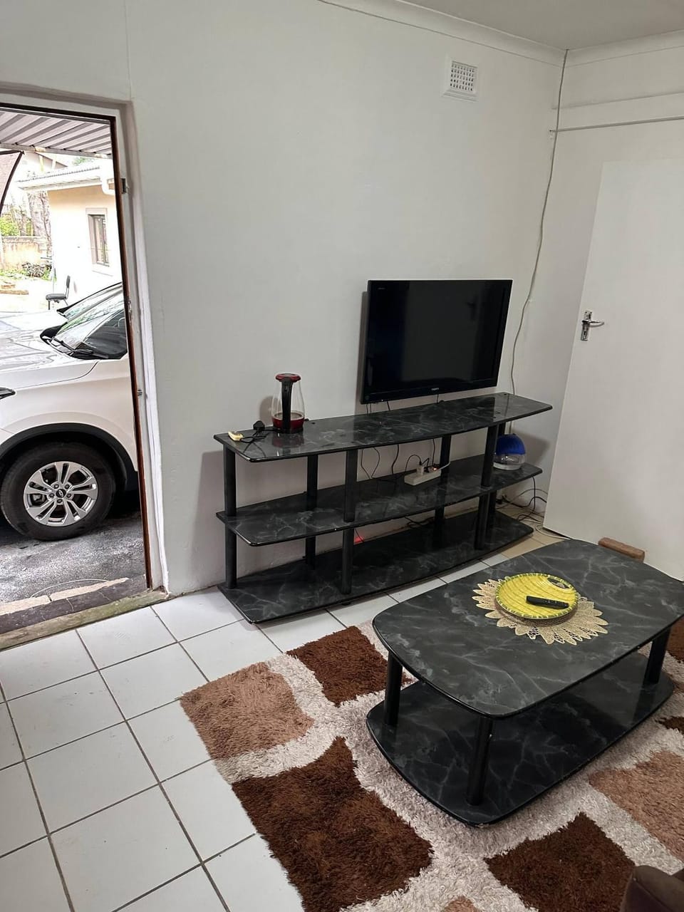 Communal lounge/ TV room, TV and multimedia