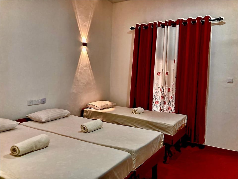 Rivosen Vila Yala Campground/ 
RV Resort in Southern Province
