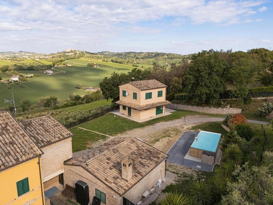 OroVerde Residence - Private Pool - 11 guests Apartment in Marche