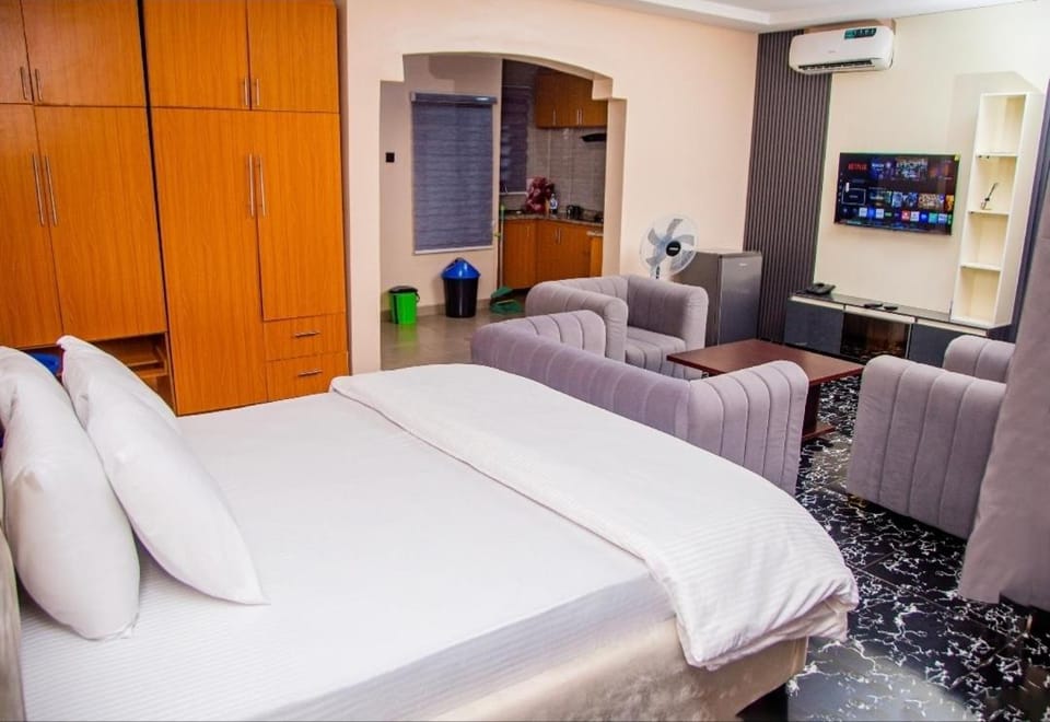 Seven Hills Suites Apartment in Cameroon