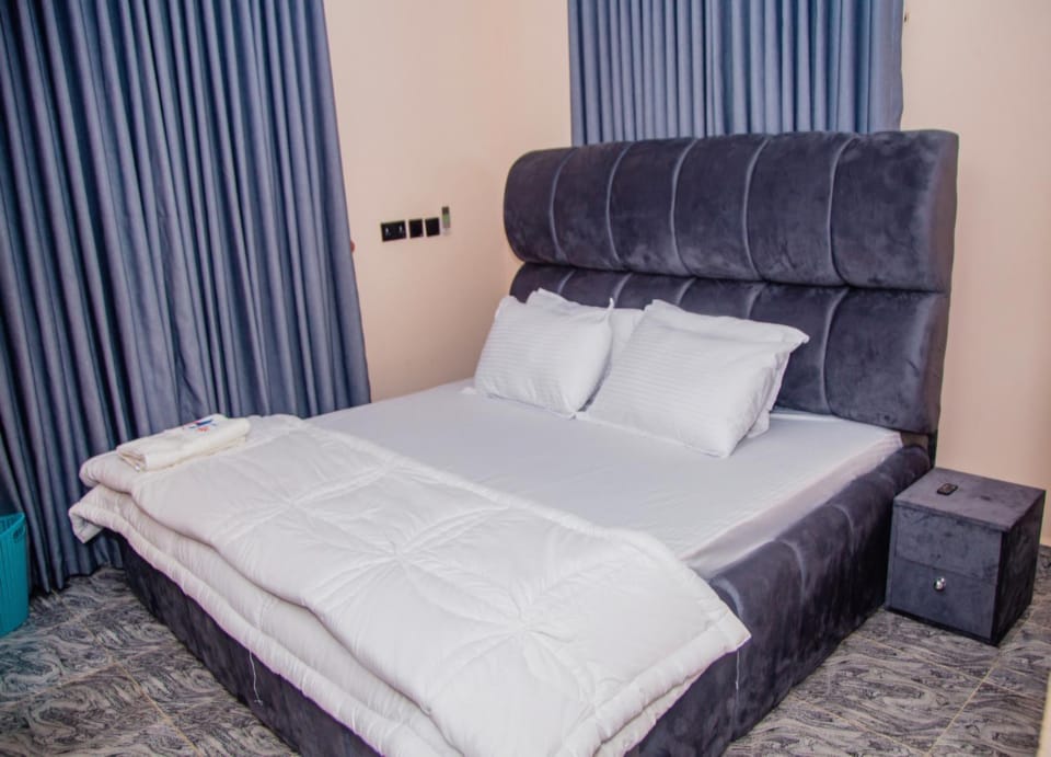 Seven Hills Suites Apartment in Cameroon