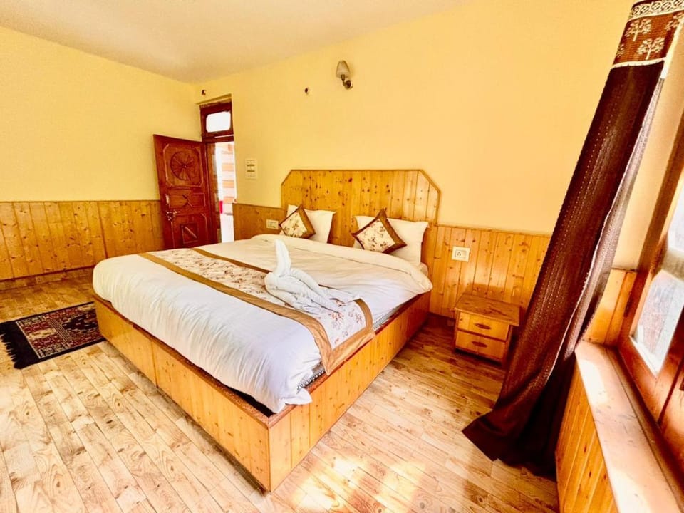 The Parvati Grand Resorts & Camps Hotel in Himachal Pradesh
