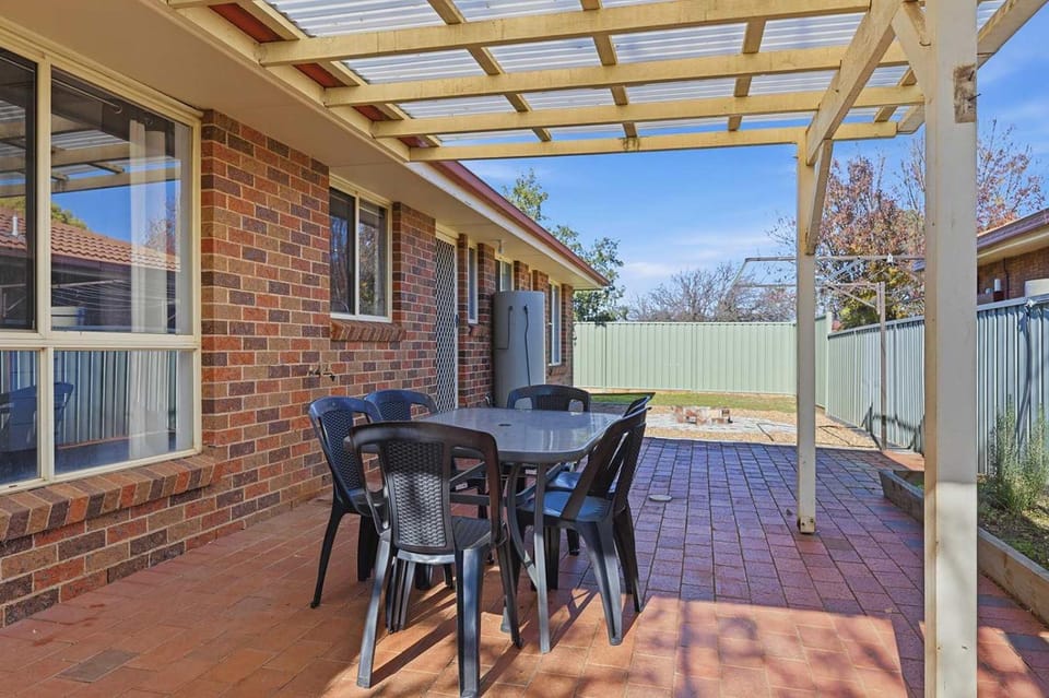 Patio, Dining area