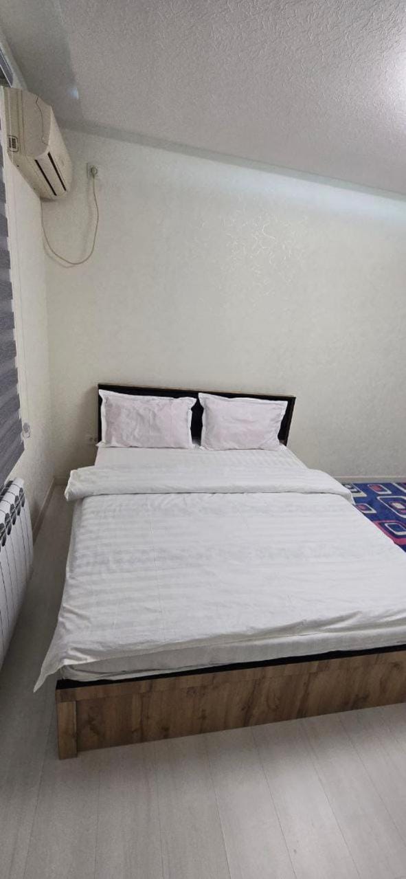 Arzon Hostel, Квартира в аренду Apartment in Europe