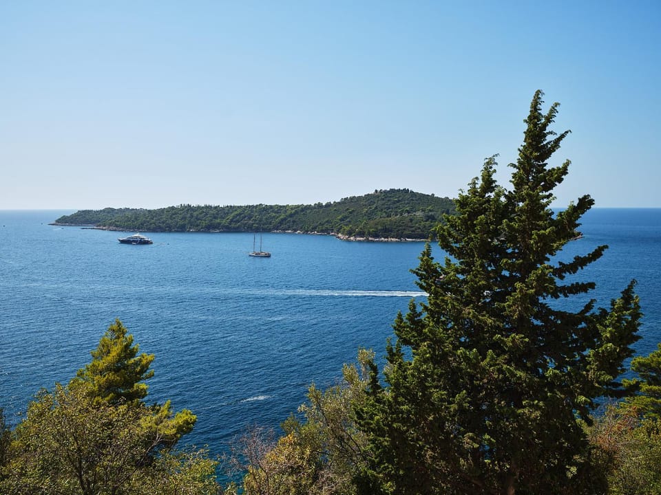 Nearby landmark, Sea view
