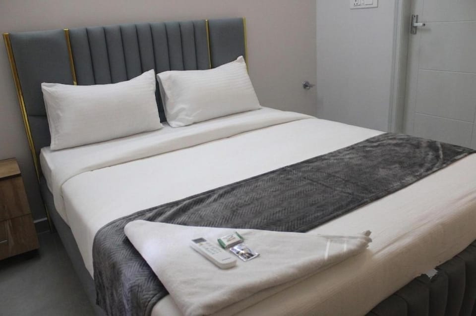 Royal Minerva Suites 1BHk Bellandur Sarjapur Road Apartment in Bengaluru