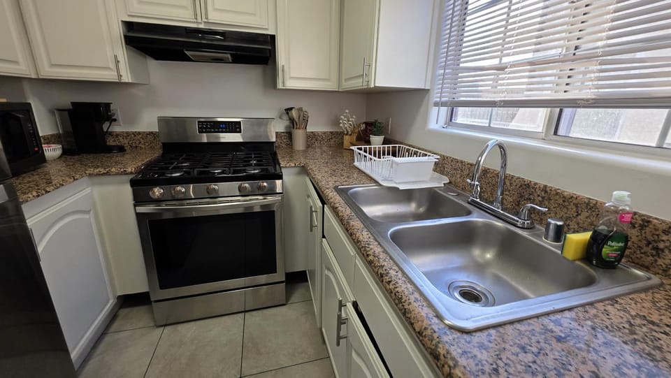 oven, stove, kitchen