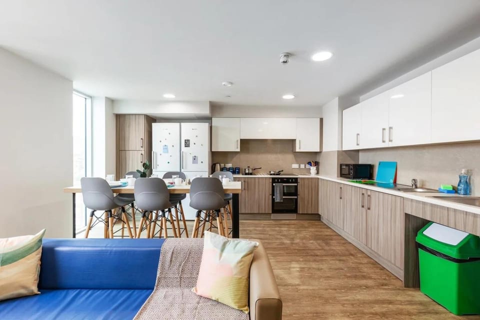 Seating area, Communal kitchen