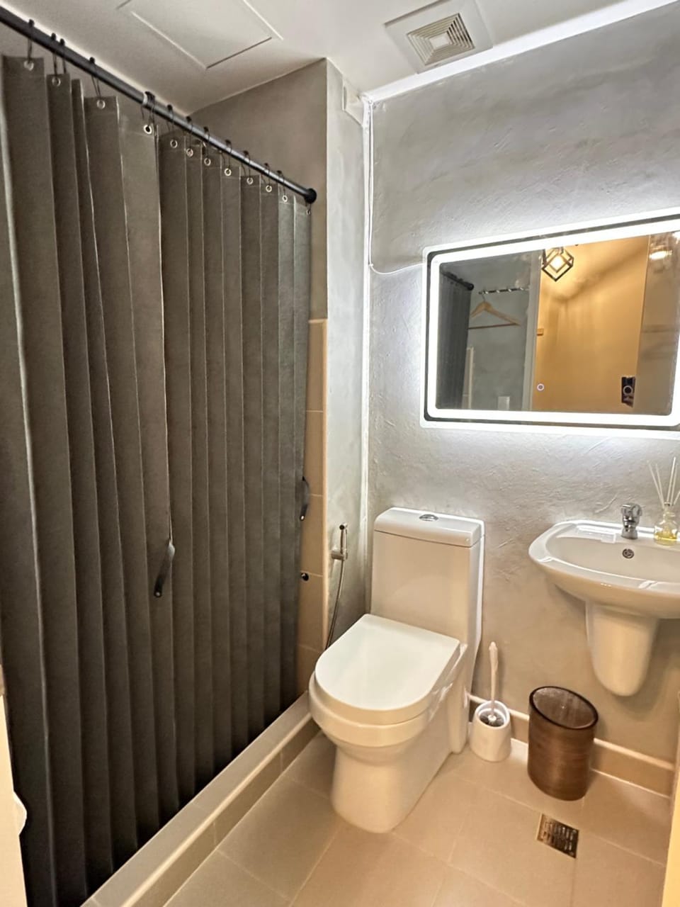 JB's Space Apartment hotel in Cagayan de Oro