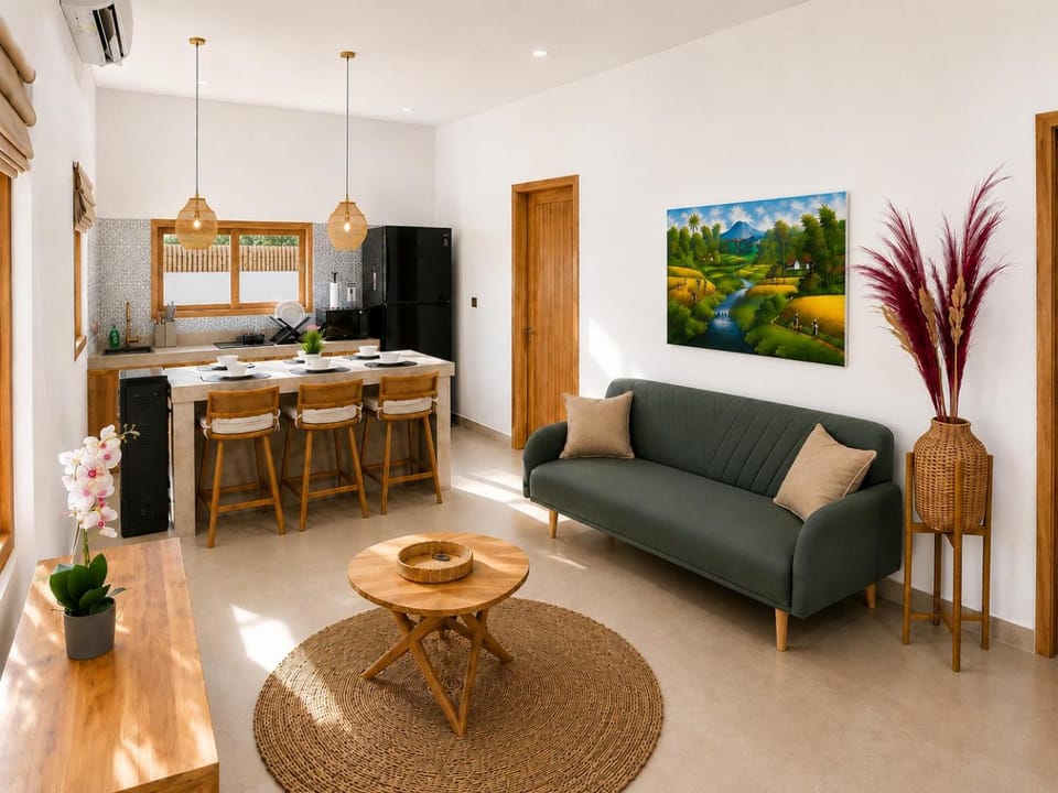 TV and multimedia, Kitchen or kitchenette, Living room, Seating area, Dining area
