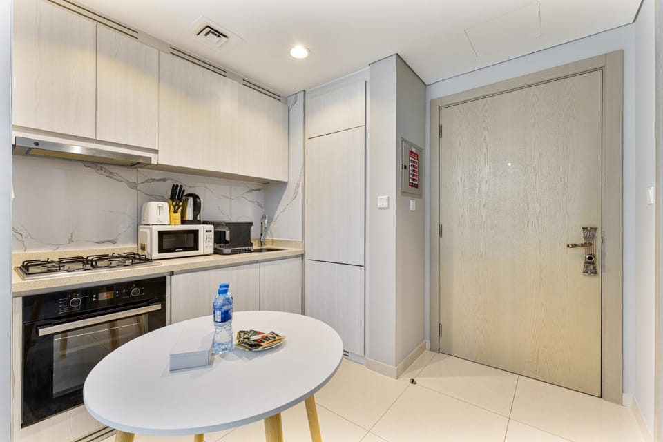 Kitchen or kitchenette, kitchen