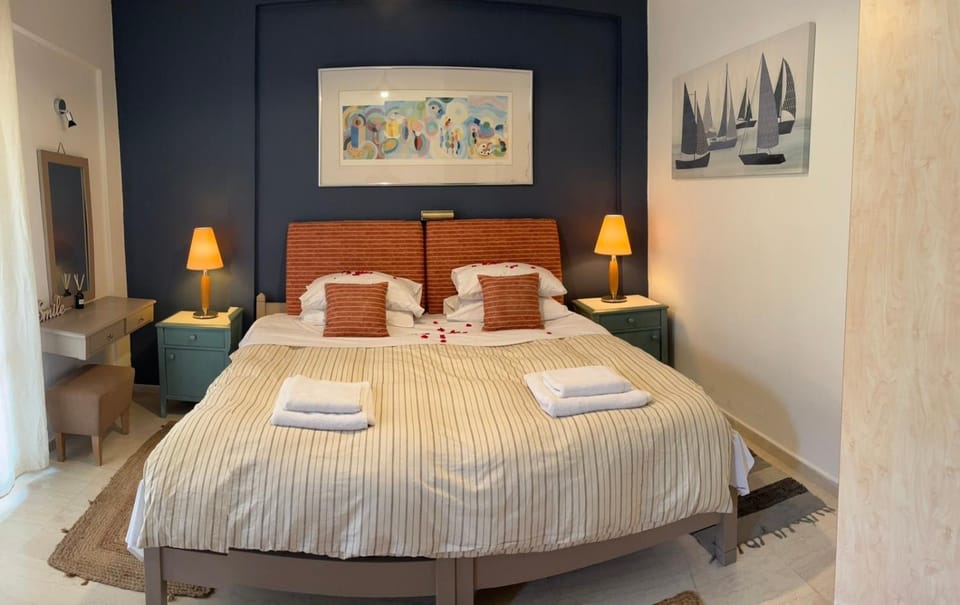 Living room, Bedroom