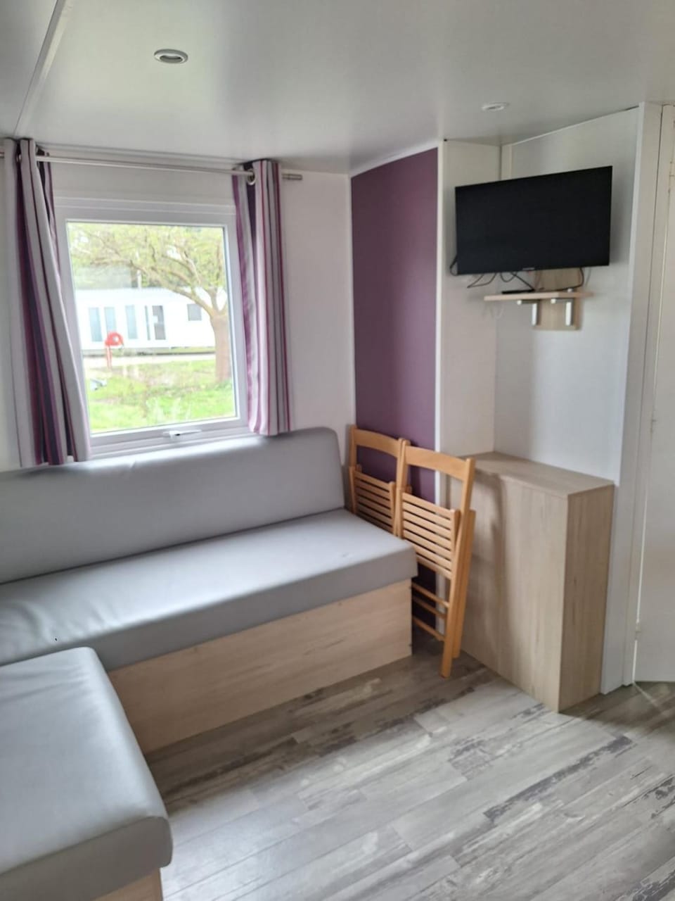 Mobilhome 3 chambres 1 sdb Mimizan plage House in Mimizan