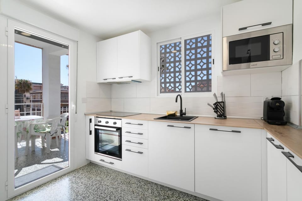 Sunflower Pesak Apartment in Santa Pola