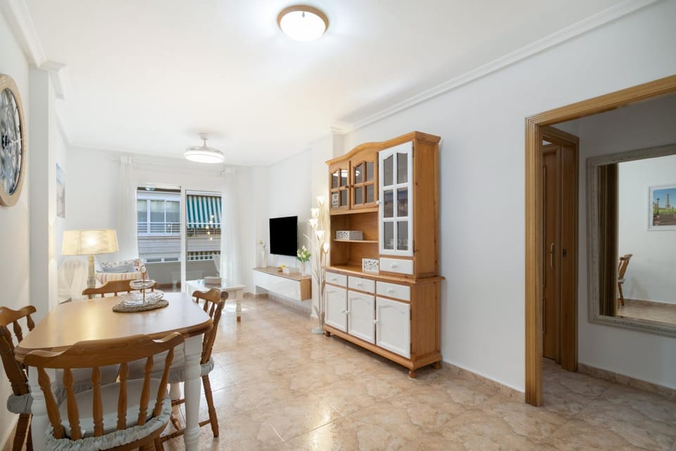 Sunflower París Apartment in Santa Pola