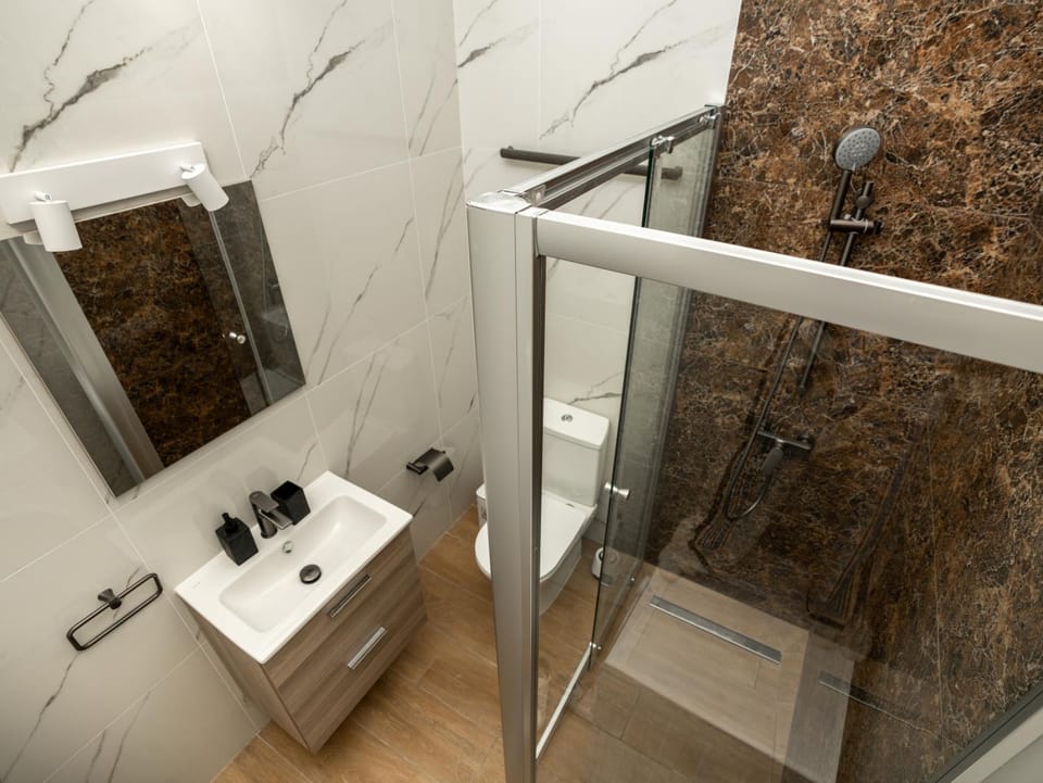 Shower, Bathroom