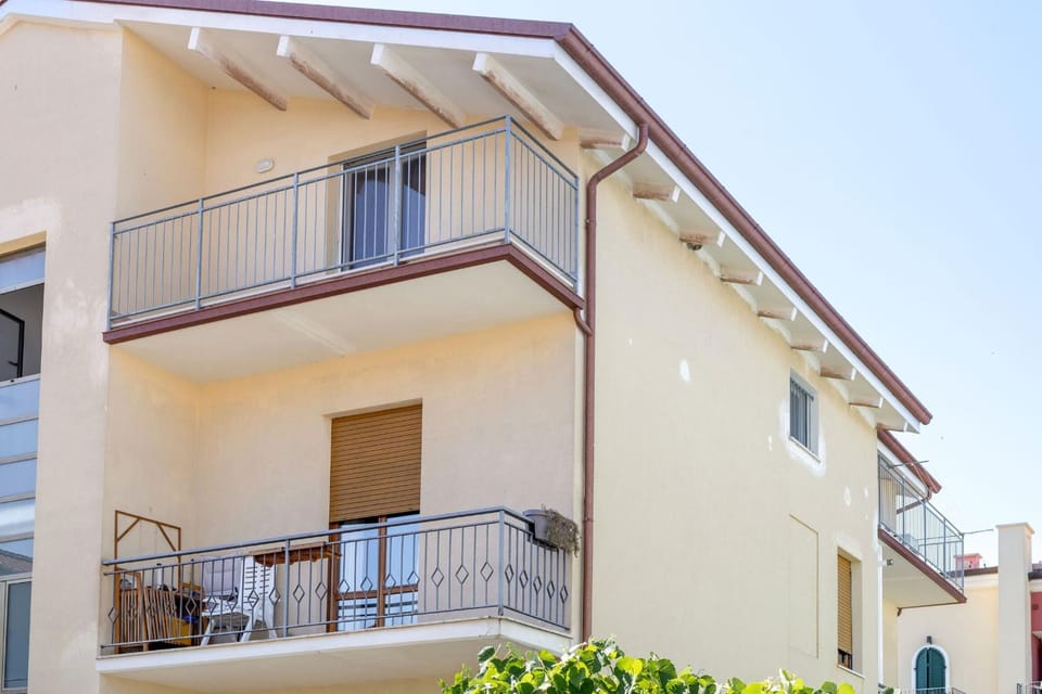 Property building, Facade/entrance, Day, View (from property/room), Balcony/Terrace
