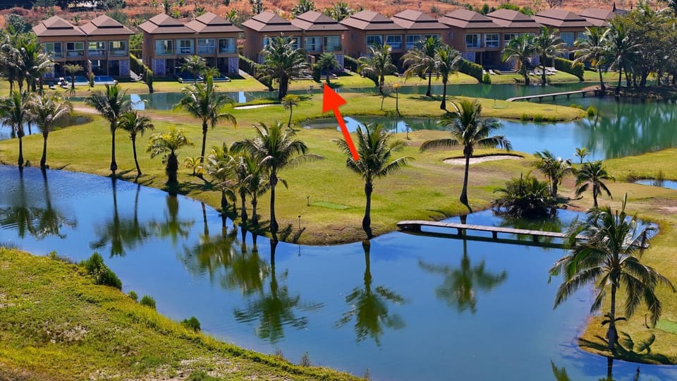 Restaurant/places to eat, Golfcourse, Dining area, Garden view, Garden view, Swimming pool, Parking