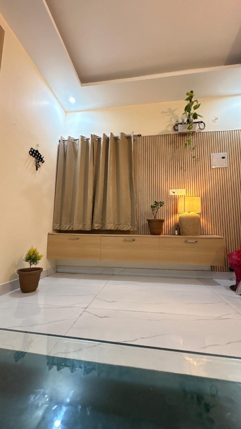 The Hidden Cascade Luxury Stay in Tapovan Rishikesh Apartment in Uttarakhand