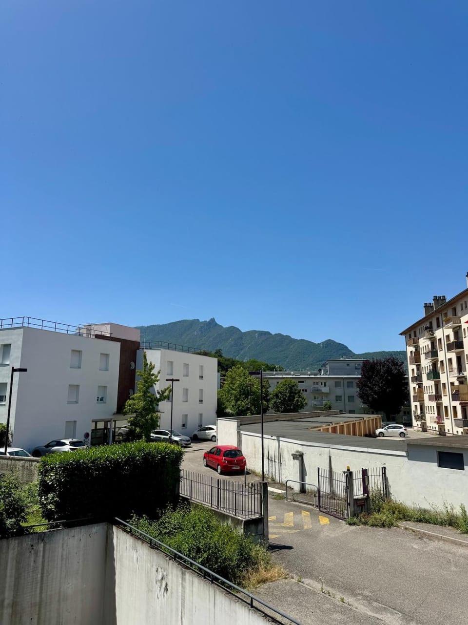 Day, View (from property/room), Mountain view