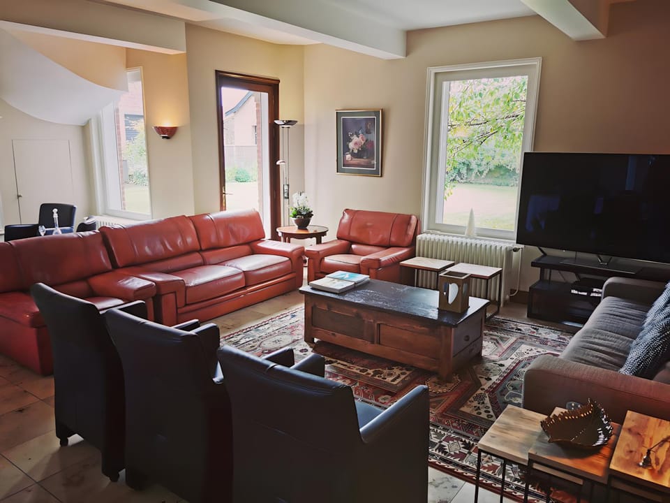 Property building, Living room