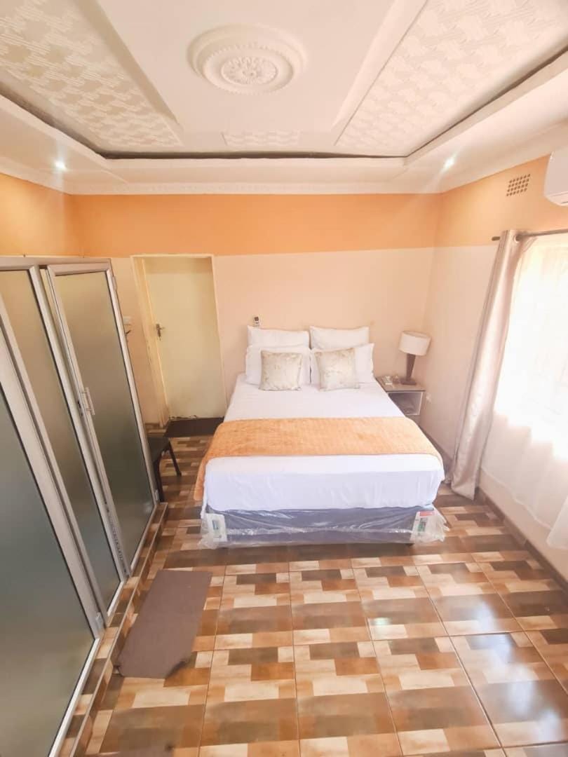Victoria Falls Accomodation Bed and Breakfast in Zimbabwe