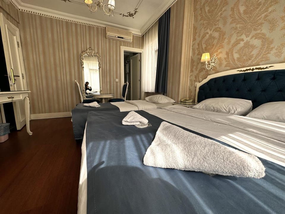 Alyon hotel taksim square Hotel in Istanbul